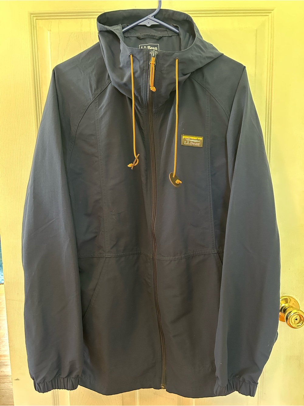 L.L. Bean Navy Blue Hooded Windbreaker Nylon Jacket Large